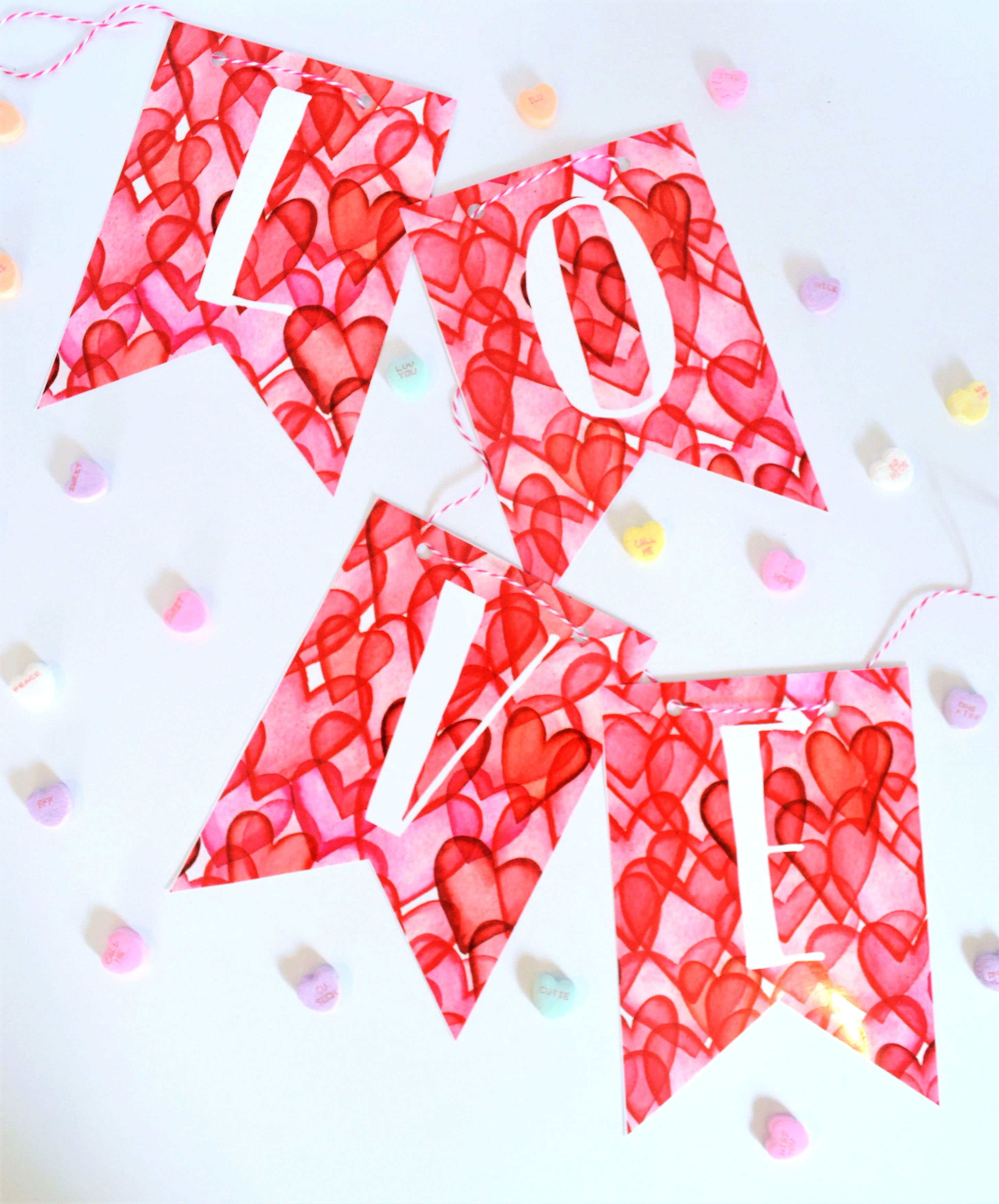 free-printable-alphabet-banner-perfect-for-valentine-s-day-all-crafty-things