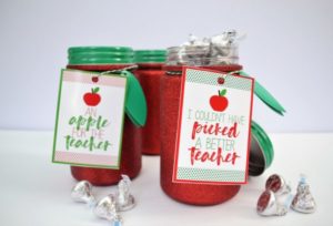 15 Apple Crafts And Diys - All Crafty Things