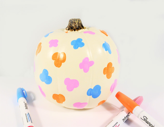 pumpkin decorating 4