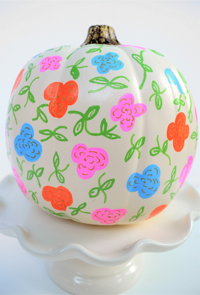 painted pumpkin idea {easy sharpie-painted pumpkin} - all crafty things