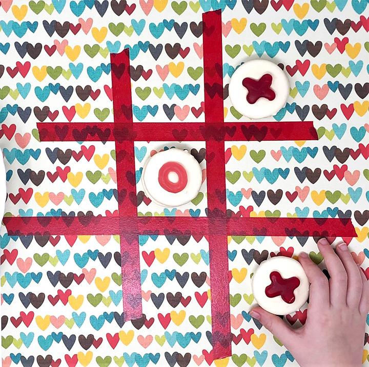 tic tac toe board with washi tape and oreos 2